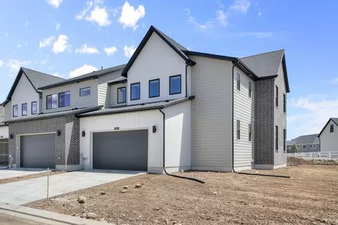 Exterior - 3063 Clover Ct, Francis, UT 84036 photo 4 of 10