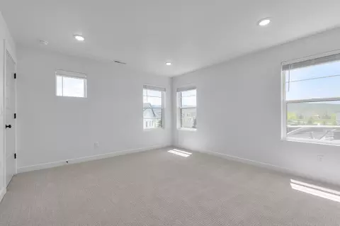 Bedroom - 3063 Clover Ct, Francis, UT 84036 photo 5 of 9