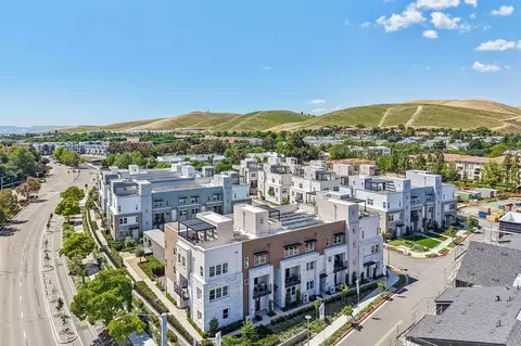 View/Area - 168 Sedona Common Unit #1, Livermore, CA 94551 photo 1 of 4