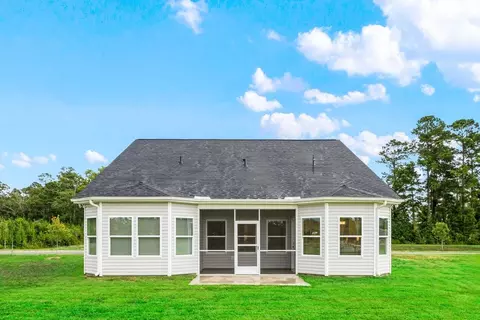 Exterior - 3017 Spain Ln, Conway, SC 29527 photo 9 of 10