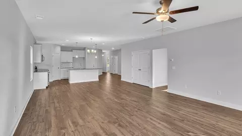 Living - 3017 Spain Ln, Conway, SC 29527 photo 2 of 4