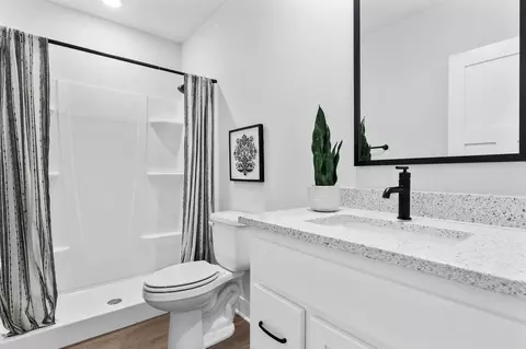 Bath - 20677 Skyview Ln, Spring Hill, KS 66083 photo 1 of 3