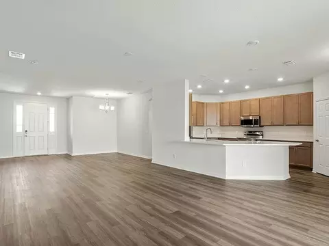 Living - 5850 Piney Shrub Pl, Saint Cloud, FL 34771 photo 2 of 4
