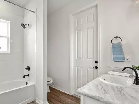 Bath - 5850 Piney Shrub Pl, Saint Cloud, FL 34771 photo 4 of 7