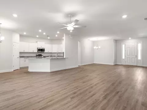 Living - 5850 Piney Shrub Pl, Saint Cloud, FL 34771 photo 1 of 4