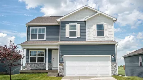 5437 Fenwick St, Bellevue, NE 68133