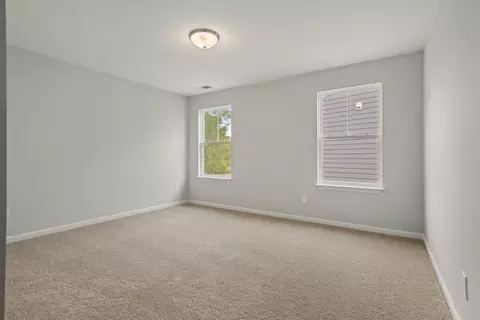 Bedroom - 1102 Wharf Hill Dr, Smithfield, VA 23430 photo 5 of 10