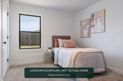Bedroom - 3917 Eureka Dr, Norman, OK 73069 photo 1 of 5