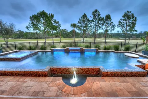 Exterior - 100 Plantation Bay Dr, Ormond Beach, FL 32174 photo 6 of 9