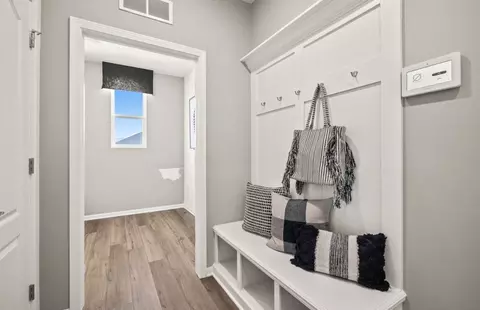 Entry Way - 20616 W Kilburn Dr, Macomb, MI 48044 photo 5 of 5