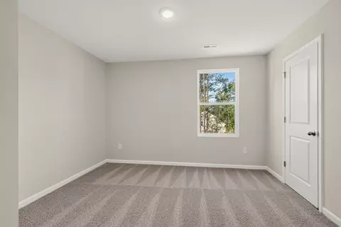 Bedroom - 20 Meadows Ln, Bunnlevel, NC 28323 photo 10 of 14