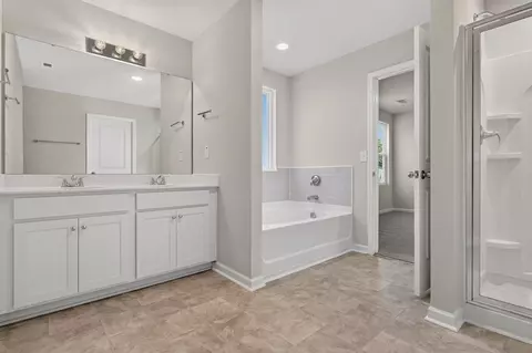 Entry Way - 20 Meadows Ln, Bunnlevel, NC 28323 photo 1 of 2