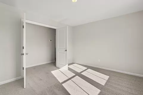 Bedroom - 20 Meadows Ln, Bunnlevel, NC 28323 photo 13 of 14
