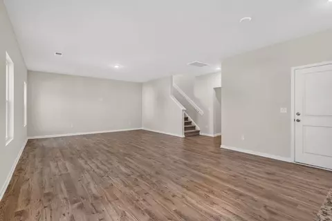 Living - 20 Meadows Ln, Bunnlevel, NC 28323 photo 4 of 5