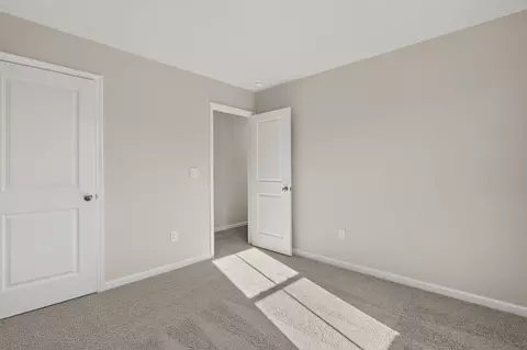 Bedroom - 20 Meadows Ln, Bunnlevel, NC 28323 photo 9 of 14