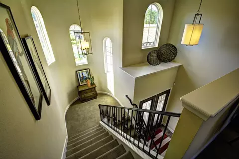 Entry Way - 3518 SW 117th Ter, Gainesville, FL 32608 photo 2 of 2