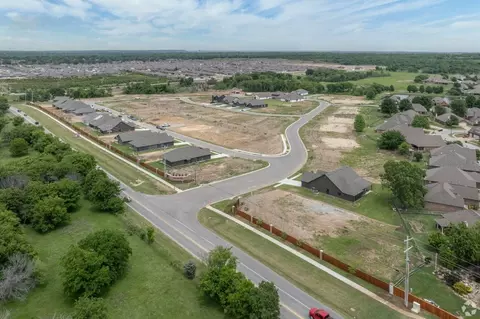 View/Area - 2105 W Aurora St, Broken Arrow, OK 74012 photo 4 of 5
