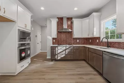 Kitchen - 7204 Bill Dorn Rd, Appling, GA 30802 photo 2 of 3
