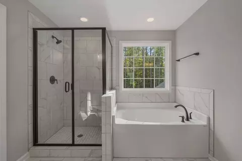 Bath - 7204 Bill Dorn Rd, Appling, GA 30802 photo 1 of 4