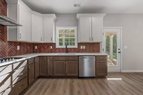 Kitchen - 7204 Bill Dorn Rd, Appling, GA 30802 photo 3 of 3