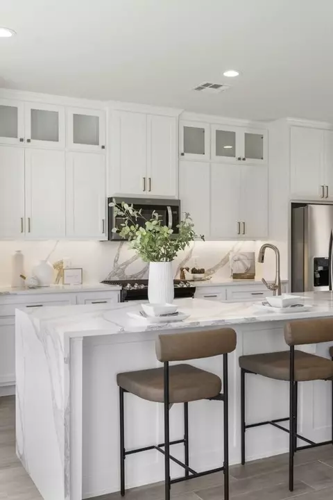 Kitchen - 3501 N Hickory Ave, Broken Arrow, OK 74012 photo 3 of 11