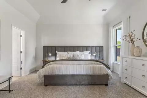 Bedroom - 3501 N Hickory Ave, Broken Arrow, OK 74012 photo 4 of 9