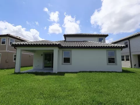 1734 Suttonset Trl, Zephyrhills, FL 33541