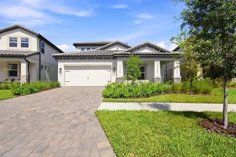 1734 Suttonset Trl, Zephyrhills, FL 33541