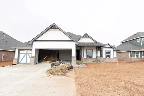 11109 NW 90th St, Yukon, OK 73099