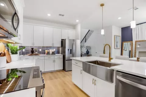 Kitchen - 7495 Sea Manatee St, Parrish, FL 34219 photo 3 of 3