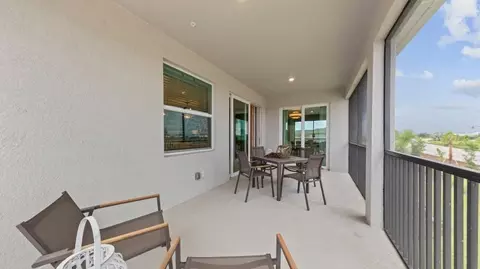Exterior - 17121 Jadestone Ct, Venice, FL 34293 photo 3 of 6