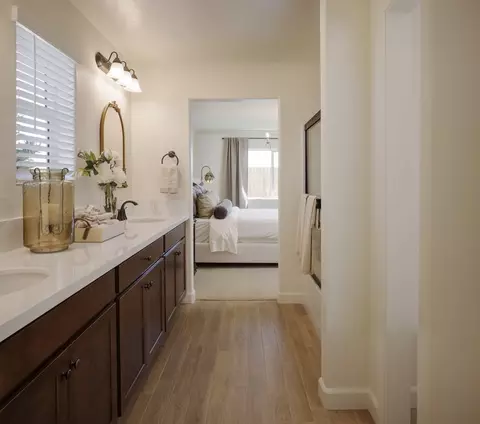 Entry Way - 1238 Bishop Dr, Tulare, CA 93274 photo 1 of 3