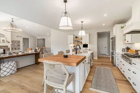 Kitchen - 14054 Ambrosia Ave, Dewitt, MI 48820 photo 6 of 6