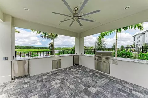Kitchen - 304 Monet Trl, Bradenton, FL 34212 photo 2 of 26