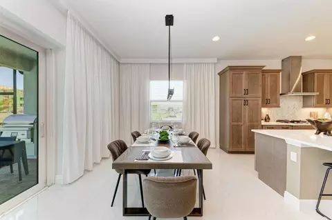 Dining - 304 Monet Trl, Bradenton, FL 34212 photo 1 of 11