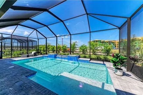 Exterior - 304 Monet Trl, Bradenton, FL 34212 photo 13 of 33