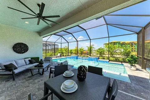 Exterior - 304 Monet Trl, Bradenton, FL 34212 photo 12 of 33