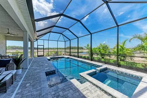 Exterior - 304 Monet Trl, Bradenton, FL 34212 photo 23 of 33