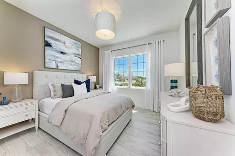 Bedroom - 304 Monet Trl, Bradenton, FL 34212 photo 7 of 16