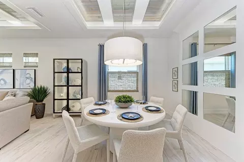 Dining - 304 Monet Trl, Bradenton, FL 34212 photo 4 of 11