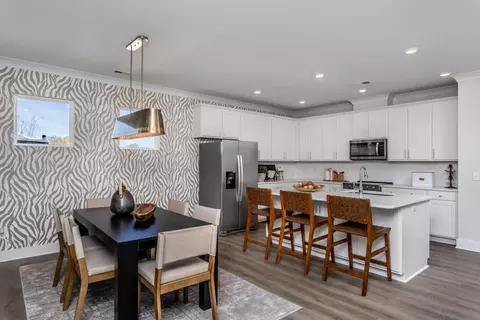 Dining - 43 Black Forest Pointe Trl, Benson, NC 27504 photo 4 of 5