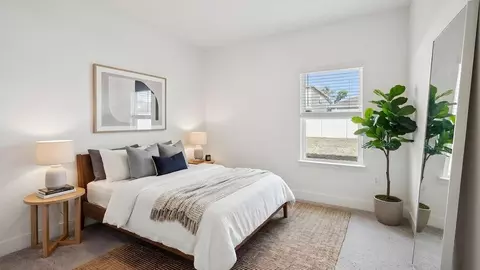 Bedroom - 10370 Tucker Rd, Weeki Wachee, FL 34613 photo 1 of 7
