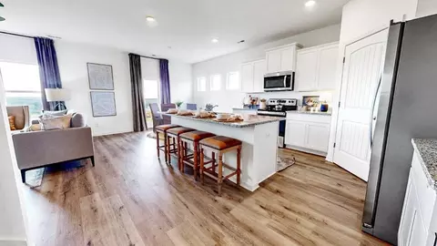 Kitchen - 1075 Gadwall Dr, Alabaster, AL 35007 photo 1 of 8
