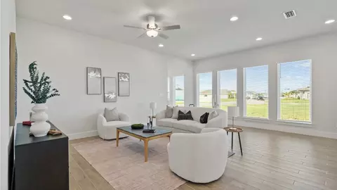 8113 Wild Coast Trl, Parrish, FL 34219 photo 6