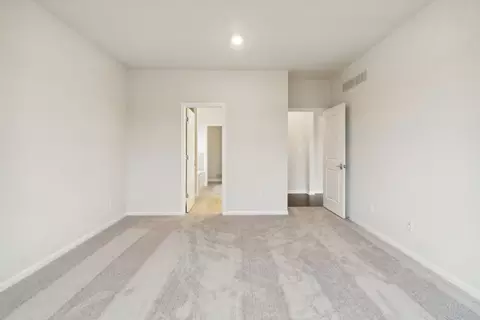 Bedroom - 2767 Silo Dr, Saline, MI 48176 photo 1 of 2