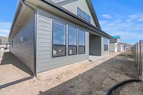 Exterior - 2166 E Rodeo St, Kuna, ID 83634 photo 6 of 9