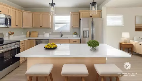 6513 Prairie Wood Dr, Mcfarland, WI 53558