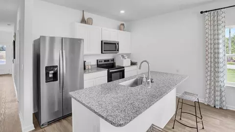 Kitchen - 7635 Sable Dr, Foley, AL 36535 photo 1 of 7