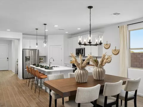 7633 S Enchanted Springs Dr, Tucson, AZ 85757