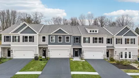 1604 Cherry Tree Dr, Butler, PA 16001